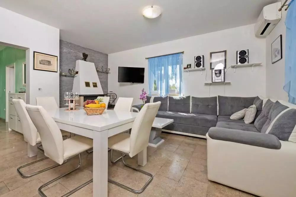 Вилла 198м² в Хорватии, Лабин. Стоимостью 600000€ аренда фото-13