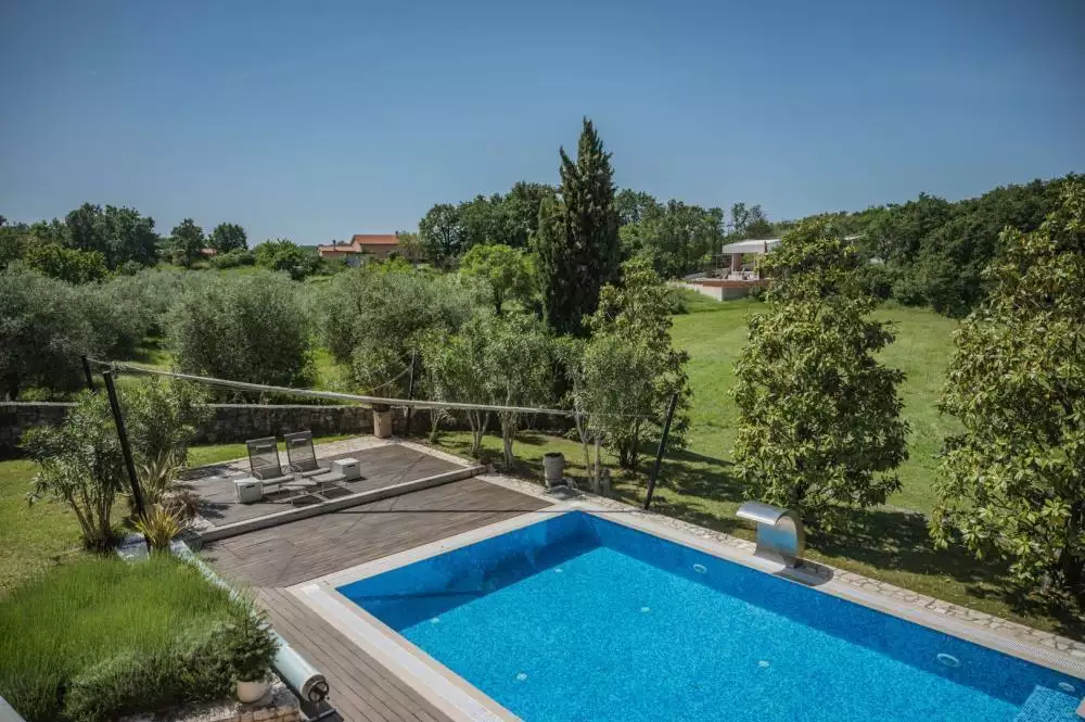 Вилла 388м² в Хорватии, Ровинь. Стоимостью 1993150€ аренда фото-2