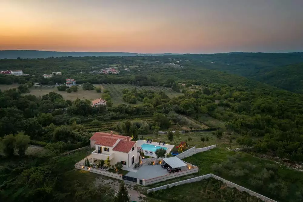 Вилла 272м² в Хорватии, Лабин. Стоимостью 1750000€ аренда фото-10