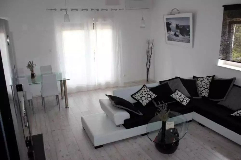 Отель, гостиница 429м² в Хорватии, Шолта. Стоимостью 885000€ аренда фото-11