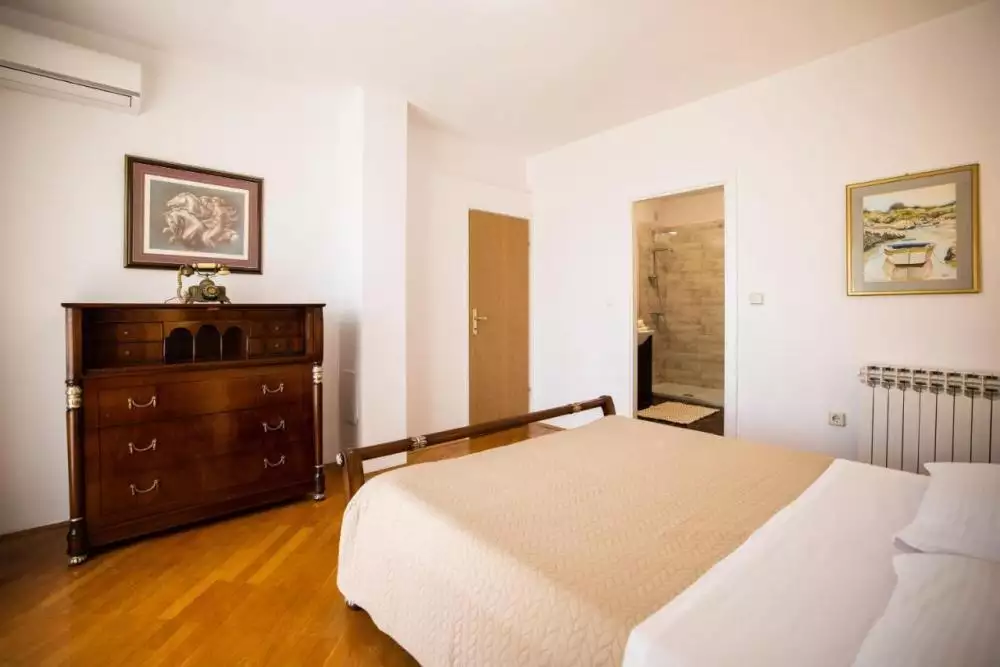Отель, гостиница 600м² в Хорватии, Козино. Стоимостью 2800000€ аренда фото-17