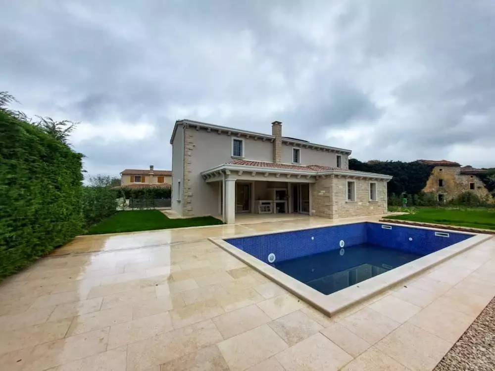 Вилла 198м² в Хорватии, Барбан. Стоимостью 650000€ аренда фото-2