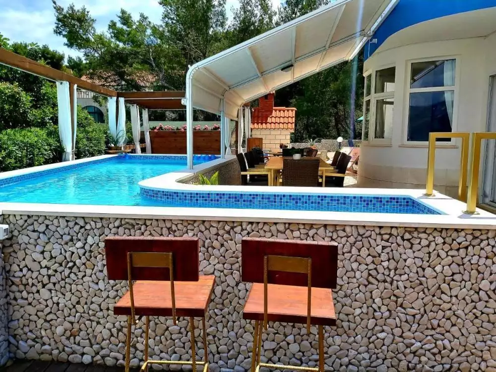 Отель, гостиница 253м² в Хорватии, Чиово. Стоимостью 780000€ аренда фото-5
