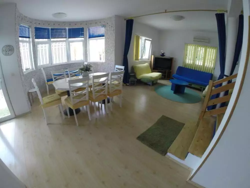 Отель, гостиница 253м² в Хорватии, Чиово. Стоимостью 780000€ аренда фото-17