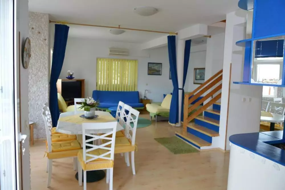 Отель, гостиница 253м² в Хорватии, Чиово. Стоимостью 780000€ аренда фото-25
