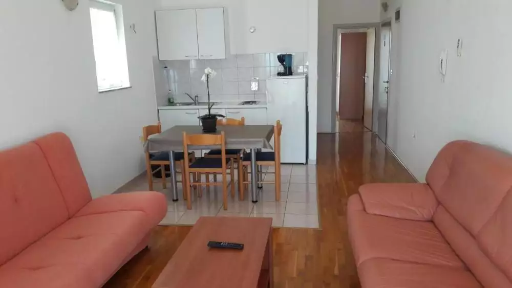 Отель, гостиница 411м² в Хорватии, Макарска. Стоимостью 1150000€ аренда фото-16