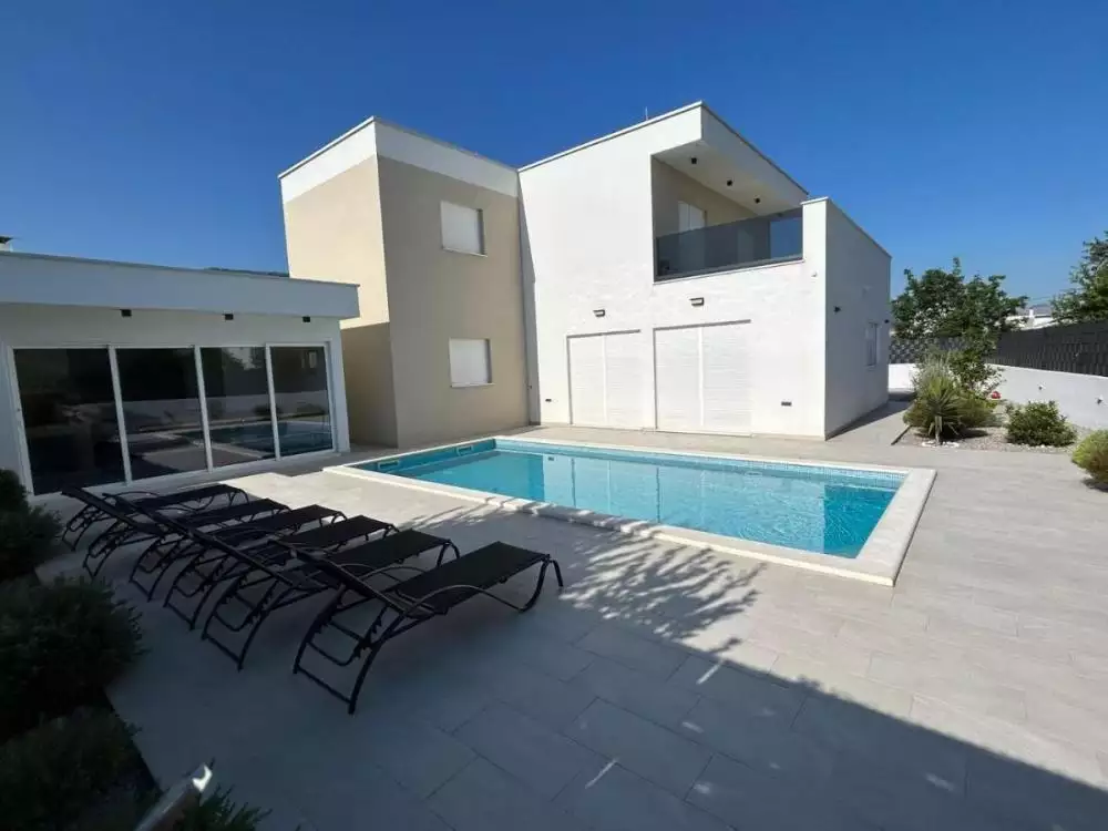 Вилла 200м² в Хорватии, Каштела. Стоимостью 850000€ аренда фото-3