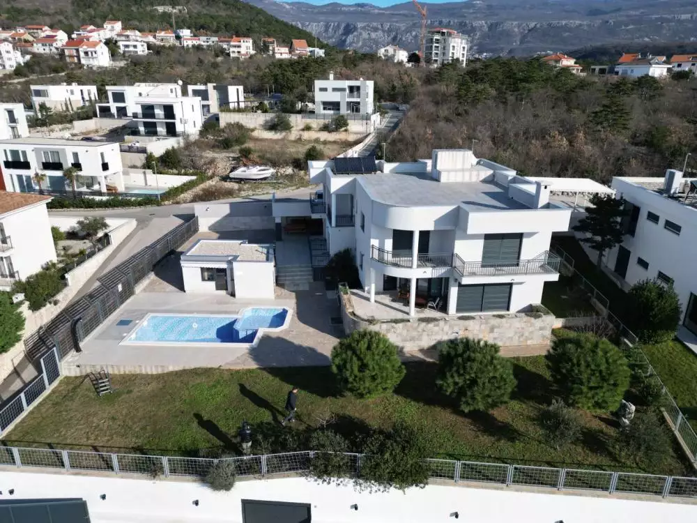 Вилла 390м² в Хорватии, Цриквеница. Стоимостью 1650000€ аренда фото-1