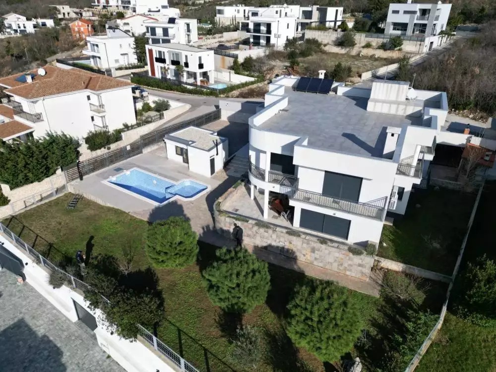 Вилла 390м² в Хорватии, Цриквеница. Стоимостью 1650000€ аренда фото-4