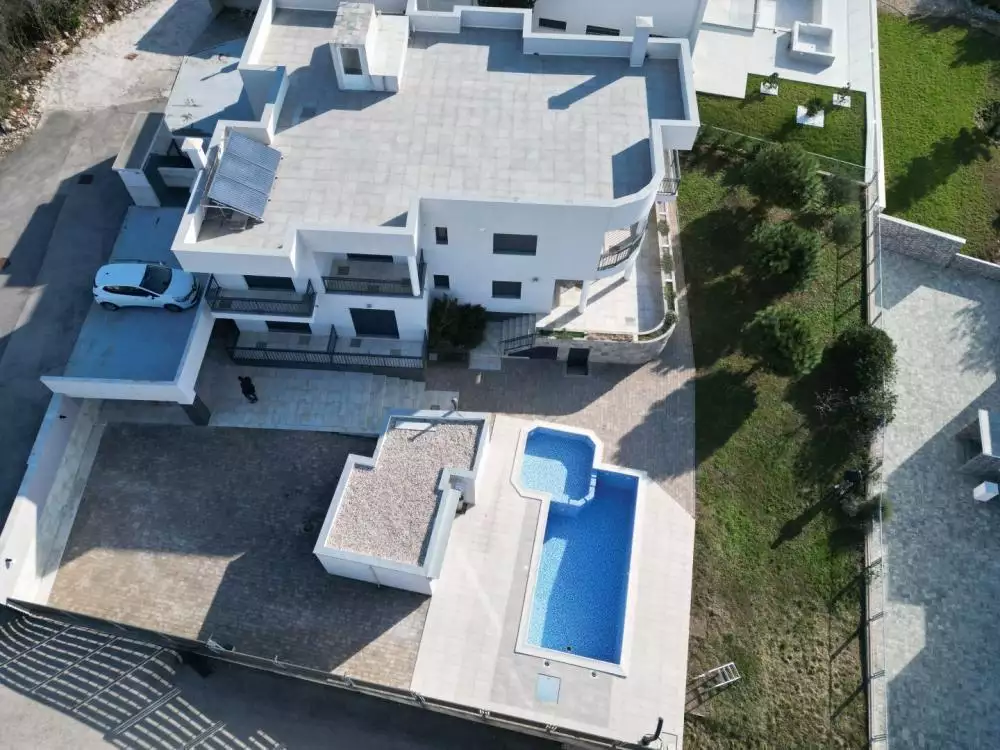 Вилла 390м² в Хорватии, Цриквеница. Стоимостью 1650000€ аренда фото-8