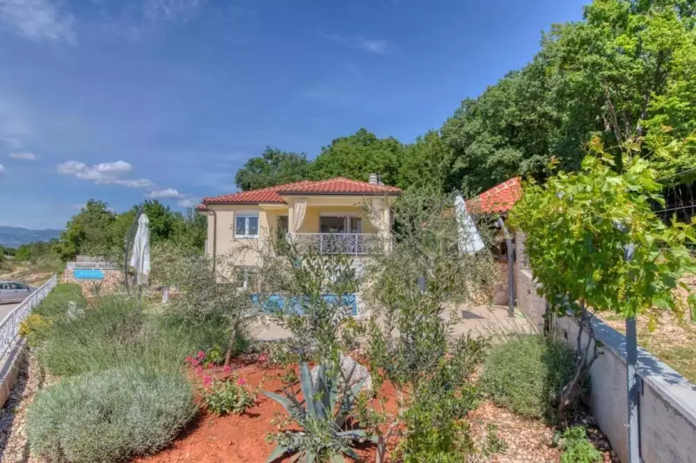 Вилла 260м² в Хорватии, Омисаль. Стоимостью 850000€ аренда фото-1