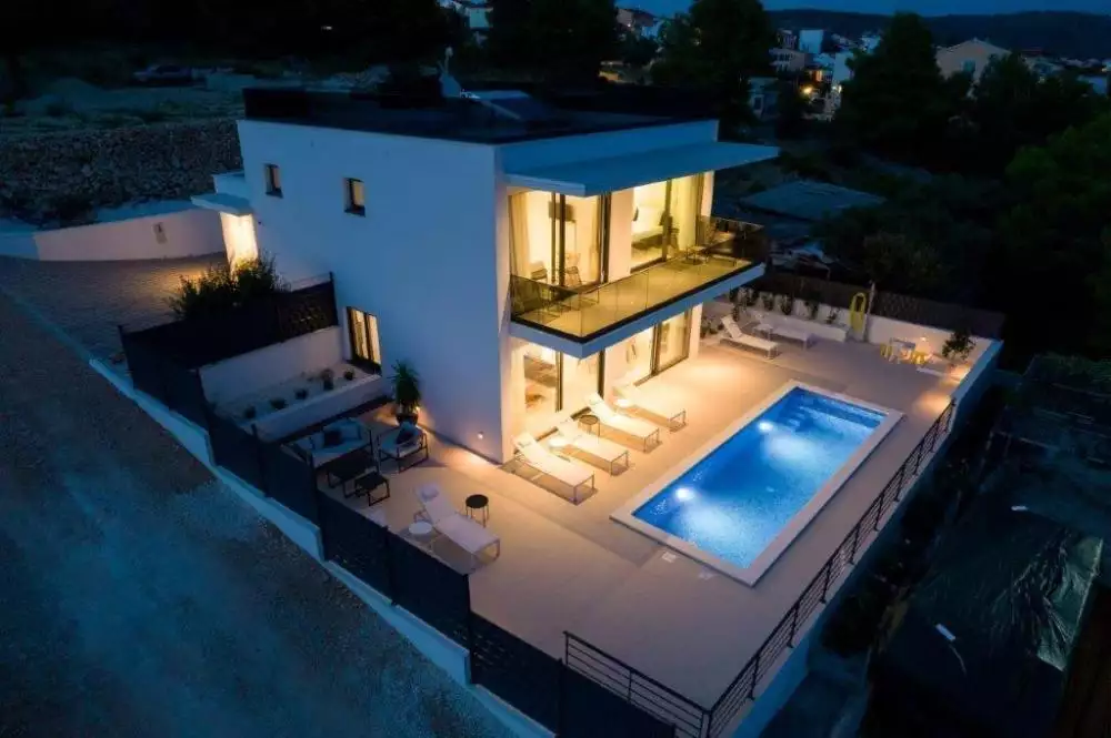 Вилла 204м² в Хорватии, Чиово. Стоимостью 1250000€ аренда фото-9