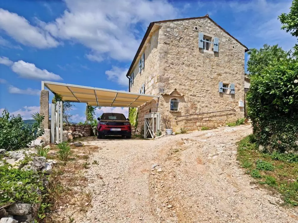 Вилла 120м² в Хорватии, Буе. Стоимостью 770000€ аренда фото-10