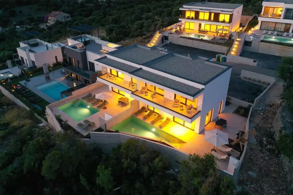 Вилла 576м² в Хорватии, Новалья. Стоимостью 1500000€ аренда фото-3