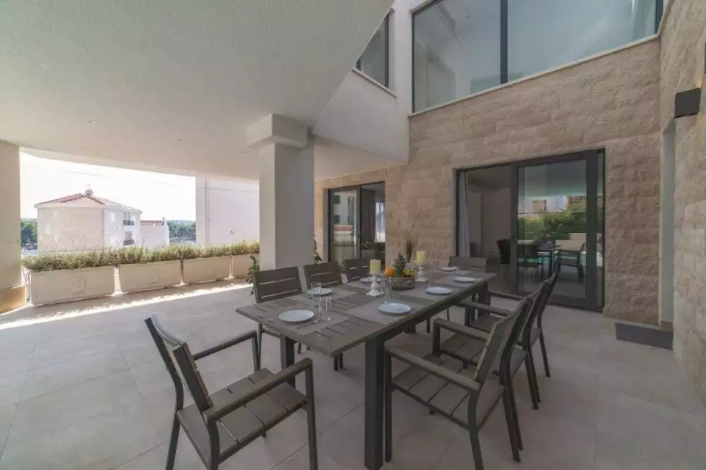 Вилла 363м² в Хорватии, Чиово. Стоимостью 2000000€ аренда фото-13