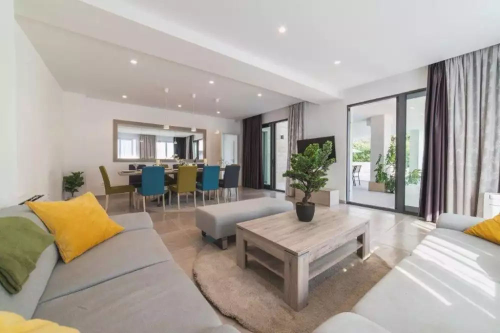 Вилла 363м² в Хорватии, Чиово. Стоимостью 2000000€ аренда фото-21