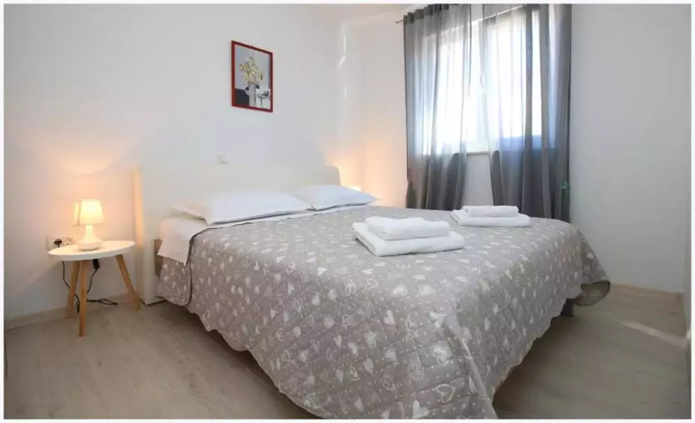 Отель, гостиница 310м² в Хорватии, Рогозница. Стоимостью 1300000€ аренда фото-12
