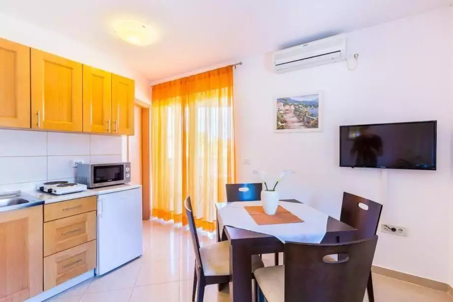 Отель, гостиница 331м² в Хорватии, Медулин. Стоимостью 990000€ аренда фото-9
