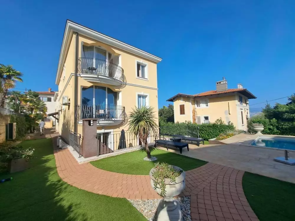 Вилла 625м² в Хорватии, Ловран. Стоимостью 2500000€ аренда фото-25