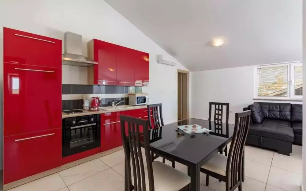 Отель, гостиница 900м² в Хорватии, Медулин. Стоимостью 2500000€ аренда фото-10