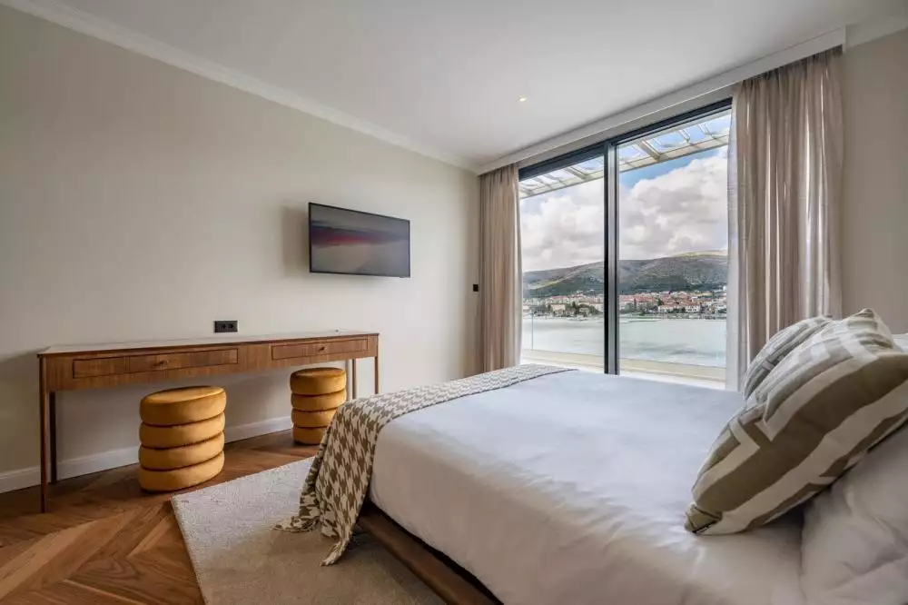 Вилла 400м² в Хорватии, Трогир. Стоимостью 2500000€ аренда фото-9