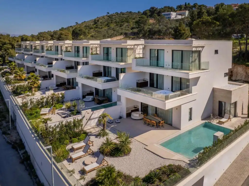 Вилла 400м² в Хорватии, Трогир. Стоимостью 2500000€ аренда фото-16