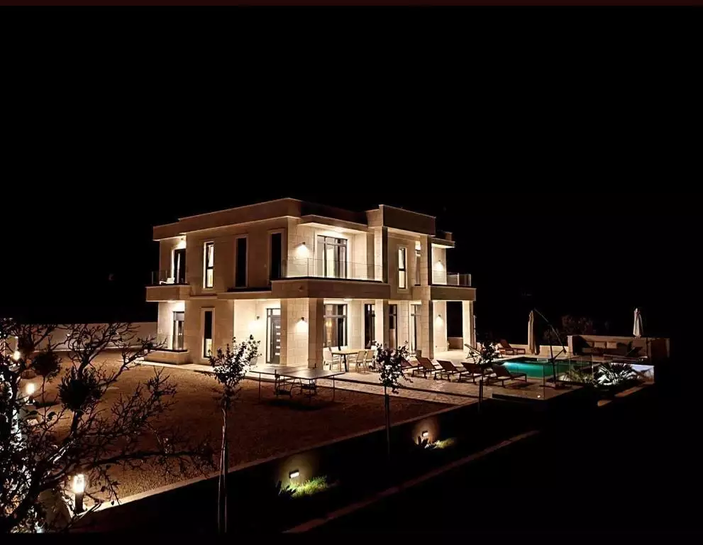 Вилла 350м² в Хорватии, Новалья. Стоимостью 1500000€ аренда фото-6