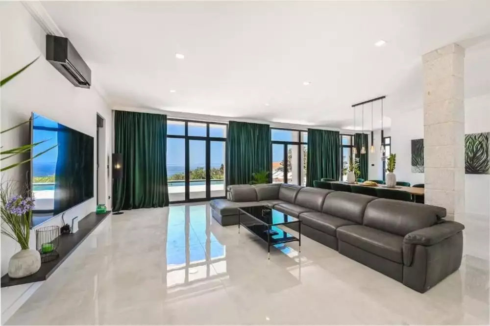 Вилла 350м² в Хорватии, Новалья. Стоимостью 1500000€ аренда фото-12