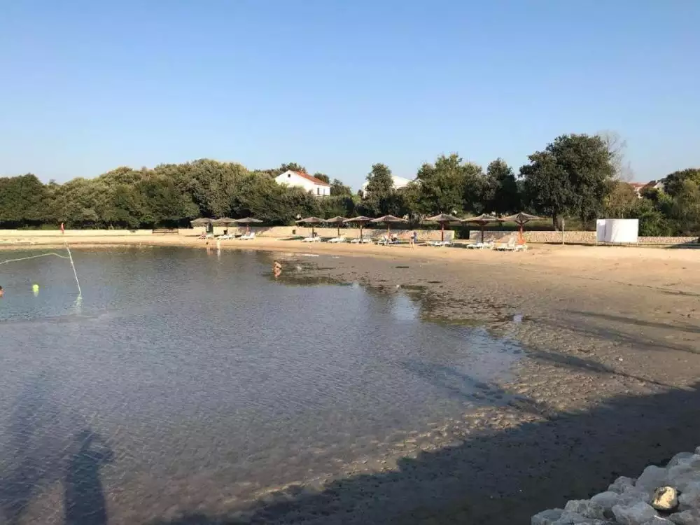 Отель, гостиница 650м² в Хорватии, Затон. Стоимостью 1650000€ аренда фото-1