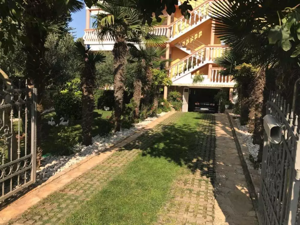Отель, гостиница 650м² в Хорватии, Затон. Стоимостью 1650000€ аренда фото-7
