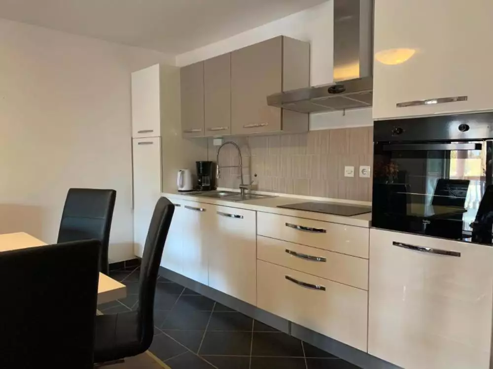 Отель, гостиница 650м² в Хорватии, Затон. Стоимостью 1650000€ аренда фото-8