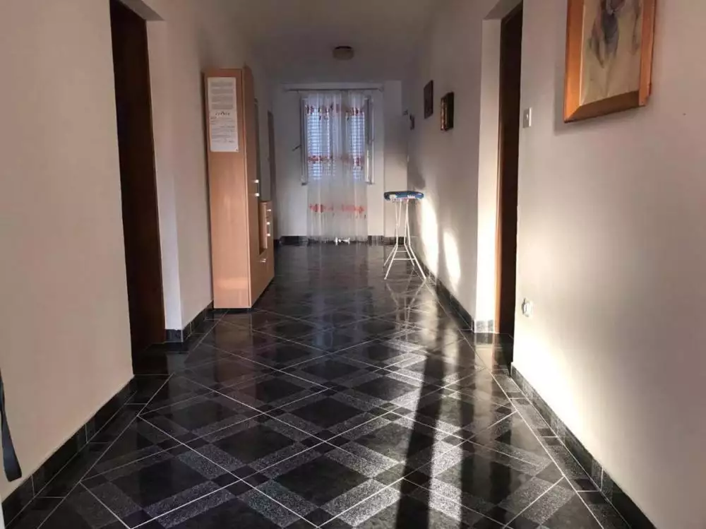 Отель, гостиница 650м² в Хорватии, Затон. Стоимостью 1650000€ аренда фото-18