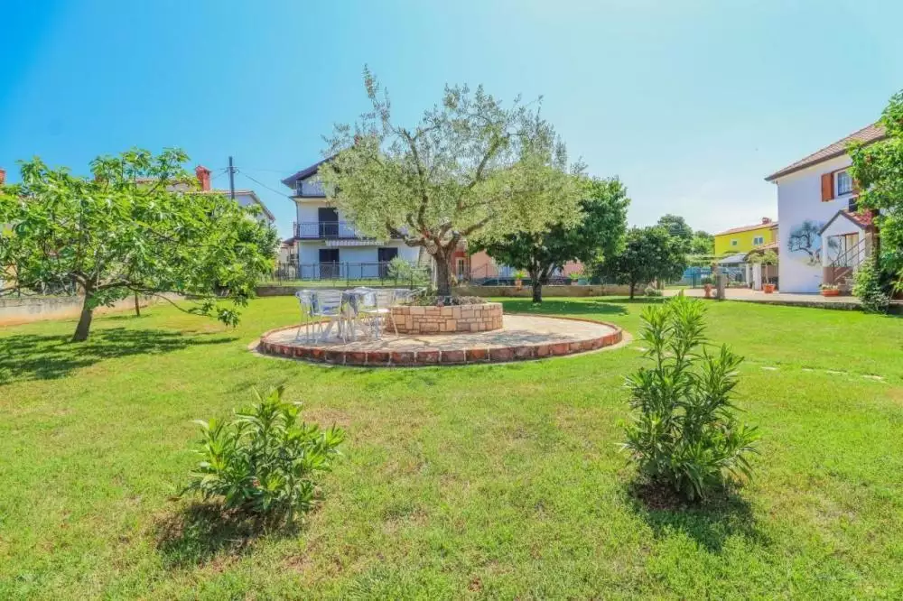 Отель, гостиница 468м² в Хорватии, Умаг. Стоимостью 900000€ аренда фото-4
