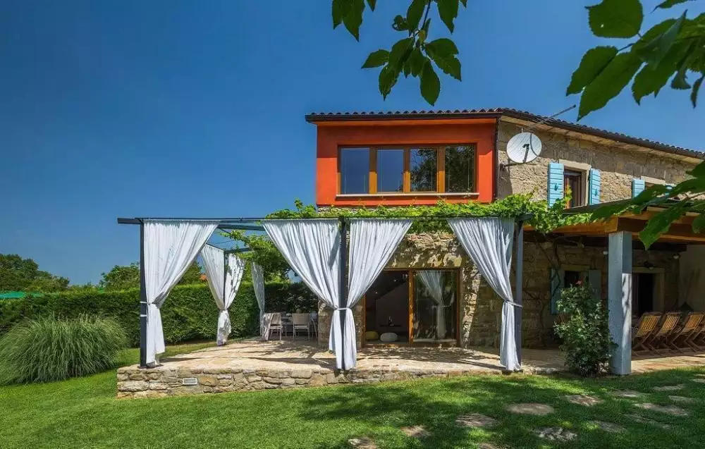 Вилла 116м² в Хорватии, Бузет. Стоимостью 680000€ аренда фото-4