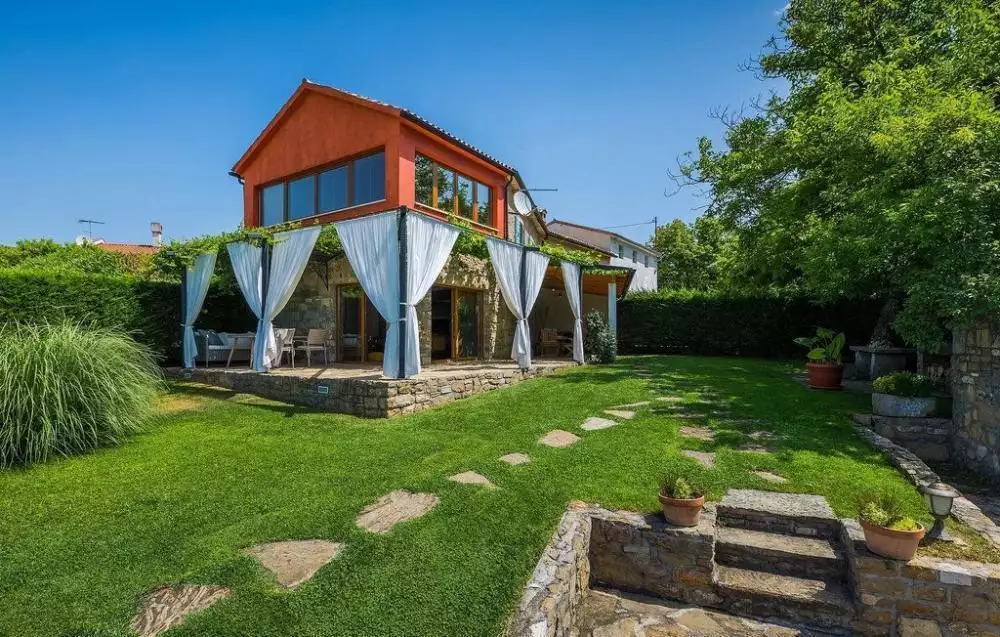 Вилла 116м² в Хорватии, Бузет. Стоимостью 680000€ аренда фото-5