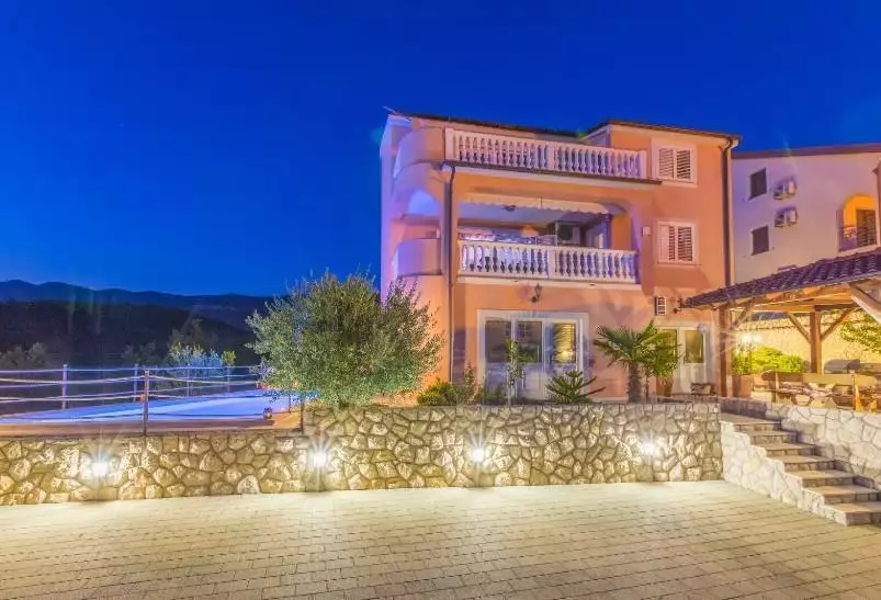 Вилла 440м² в Хорватии, Цриквеница. Стоимостью 1557000€ аренда фото-15