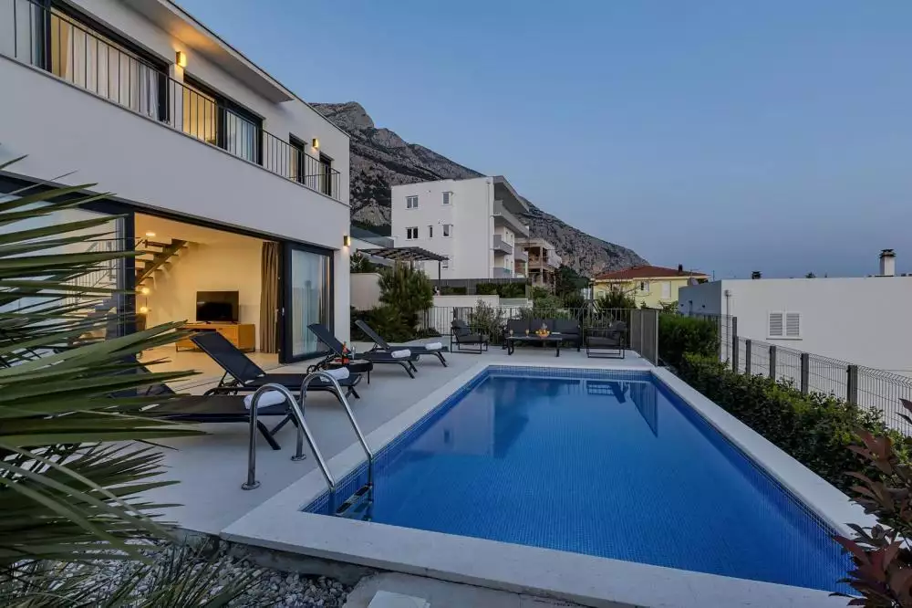 Вилла 300м² в Хорватии, Макарска. Стоимостью 1295000€ аренда фото-6
