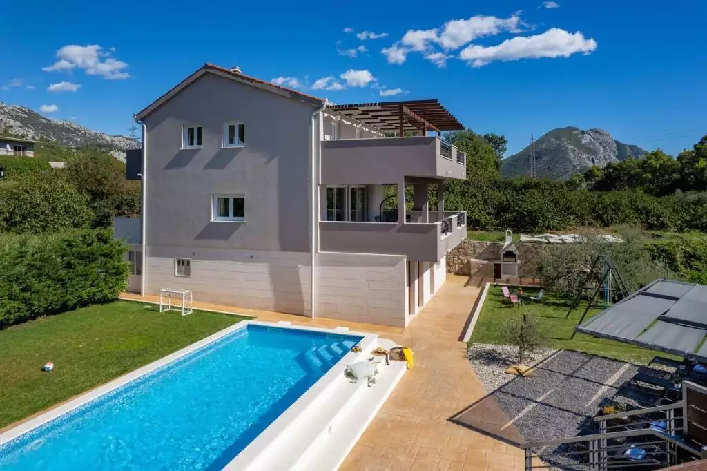 Вилла 220м² в Хорватии, Омиш. Стоимостью 750000€ аренда фото-2
