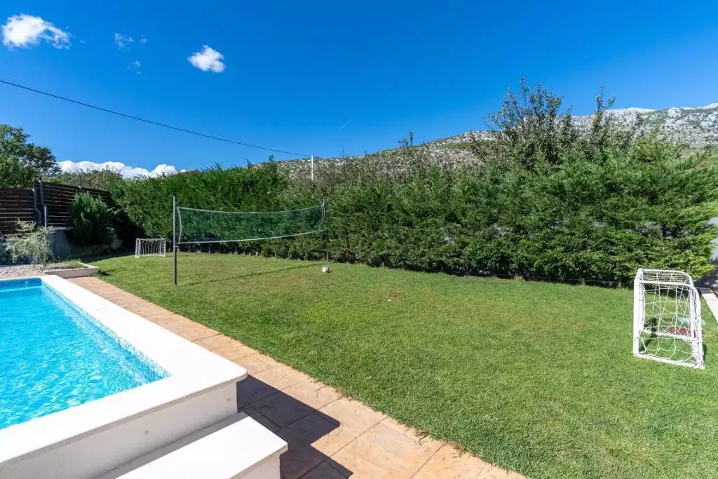 Вилла 220м² в Хорватии, Омиш. Стоимостью 750000€ аренда фото-5