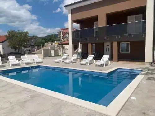 Вилла 270м² в Хорватии, Цриквеница. Стоимостью 700000€ аренда фото-1