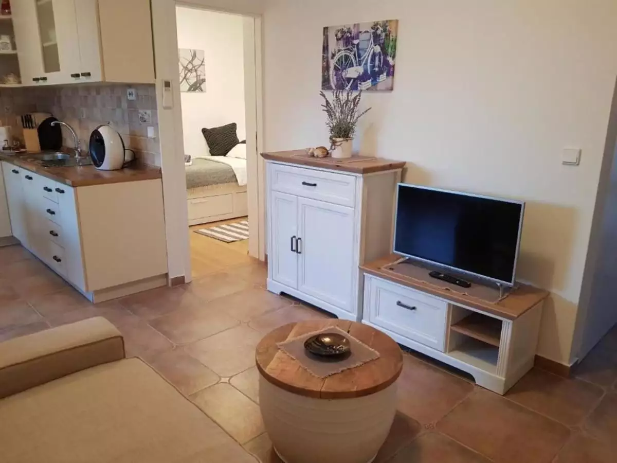 Отель, гостиница 196м² в Хорватии, Петрчане. Стоимостью 690000€ аренда фото-8