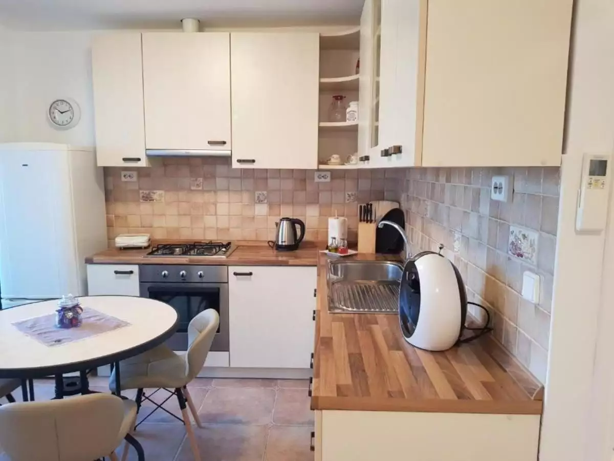 Отель, гостиница 196м² в Хорватии, Петрчане. Стоимостью 690000€ аренда фото-16