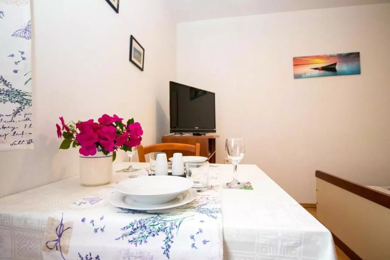 Отель, гостиница 208м² в Хорватии, Башка. Стоимостью 700000€ аренда фото-10