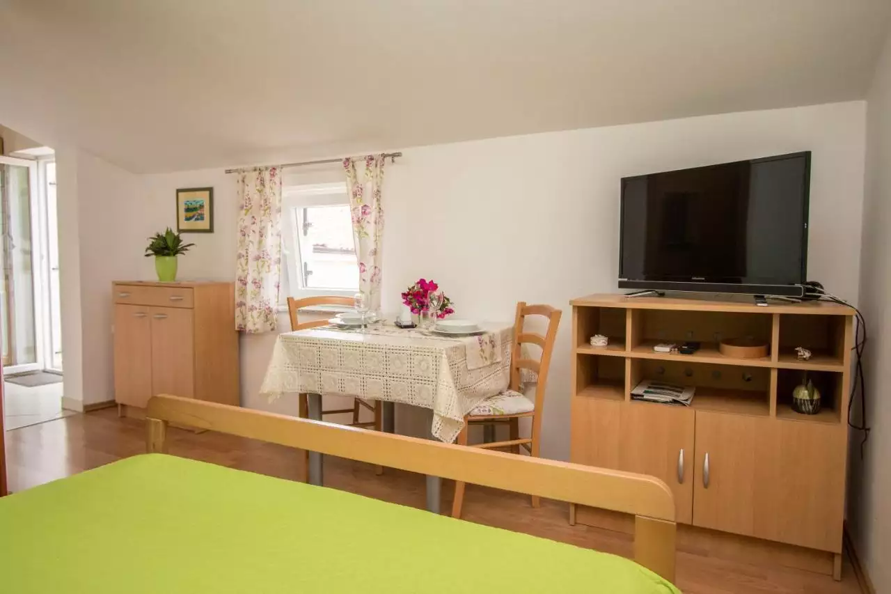 Отель, гостиница 208м² в Хорватии, Башка. Стоимостью 700000€ аренда фото-21