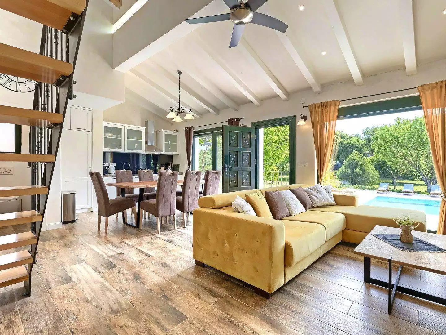 Вилла 200м² в Хорватии, Ровинь. Стоимостью 1000000€ аренда фото-20