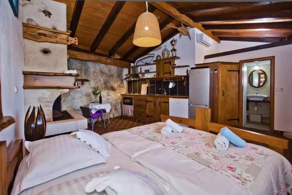 Отель, гостиница 370м² в Хорватии, Хвар. Стоимостью 3500000€ аренда фото-21