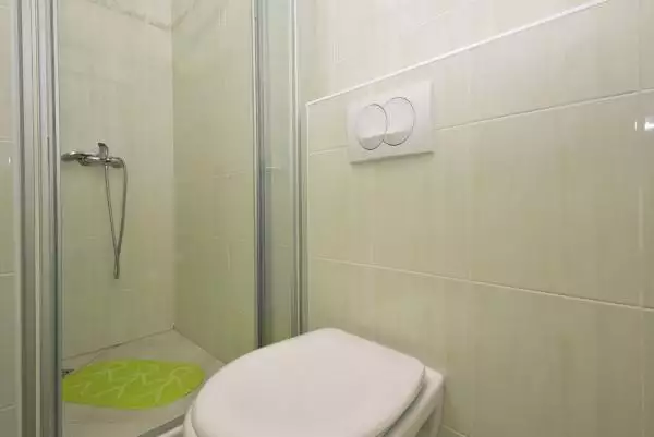 Отель, гостиница 195м² в Хорватии, Затон. Стоимостью 830000€ аренда фото-11