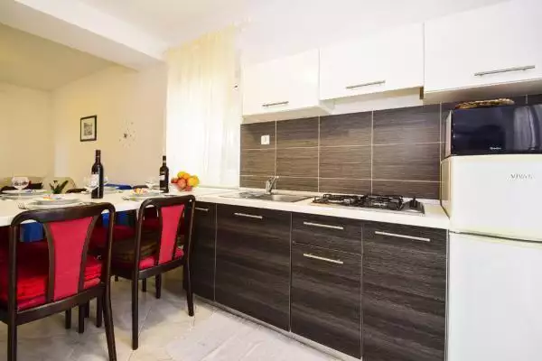 Отель, гостиница 195м² в Хорватии, Затон. Стоимостью 830000€ аренда фото-14