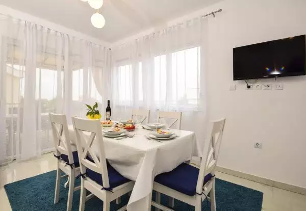 Отель, гостиница 195м² в Хорватии, Затон. Стоимостью 830000€ аренда фото-20