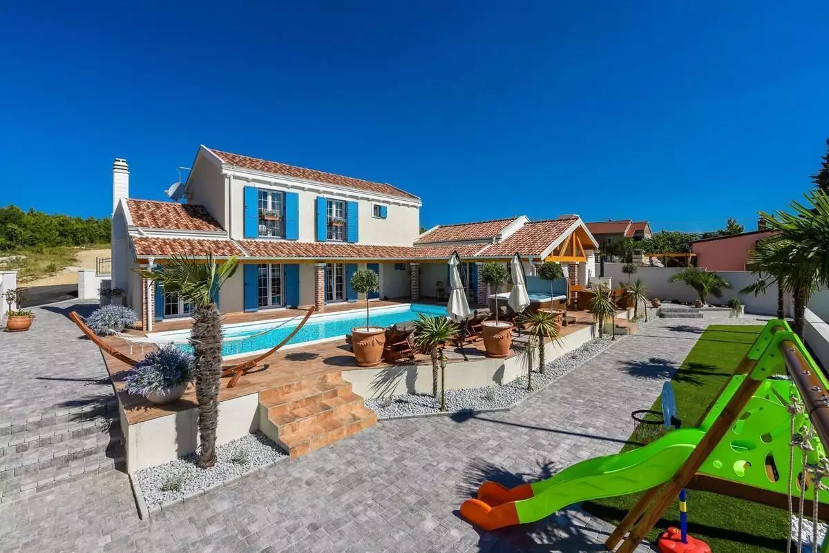 Вилла 180м² в Хорватии, Задар. Стоимостью 1200000€ аренда фото-6